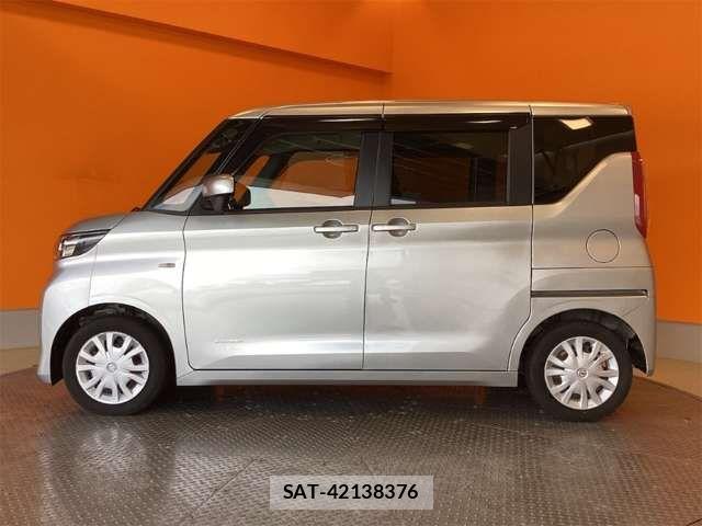 Nissan ROOX 2023-03 8368458-13