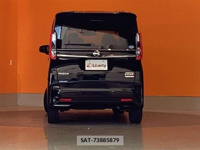 Nissan ROOX 2021-03 8368434-12