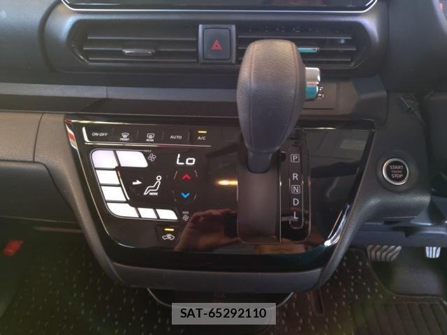 Nissan ROOX 2021-09 8368461-14