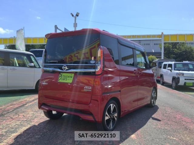 Nissan ROOX 2021-09 8368461-1