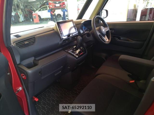 Nissan ROOX 2021-09 8368461-21