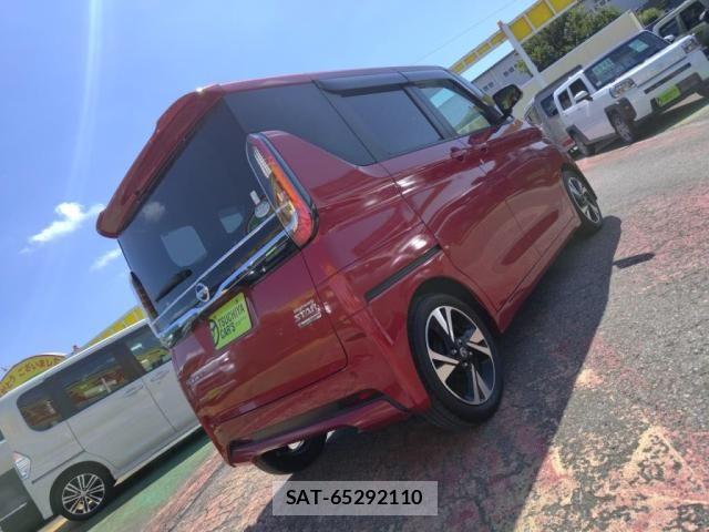 Nissan ROOX 2021-09 8368461-25