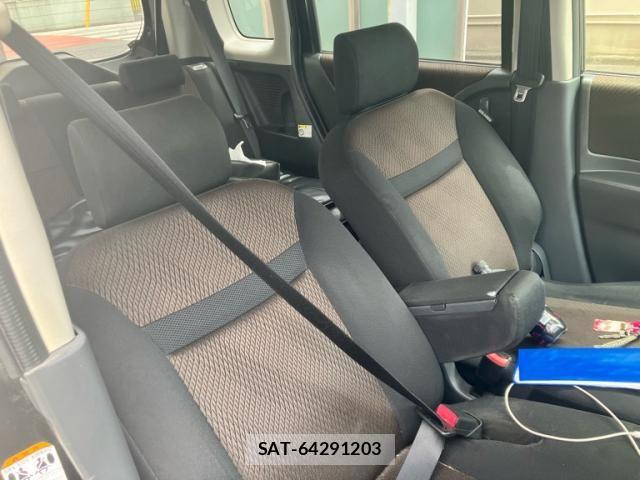 Nissan ROOX 2011-12 8368497-13