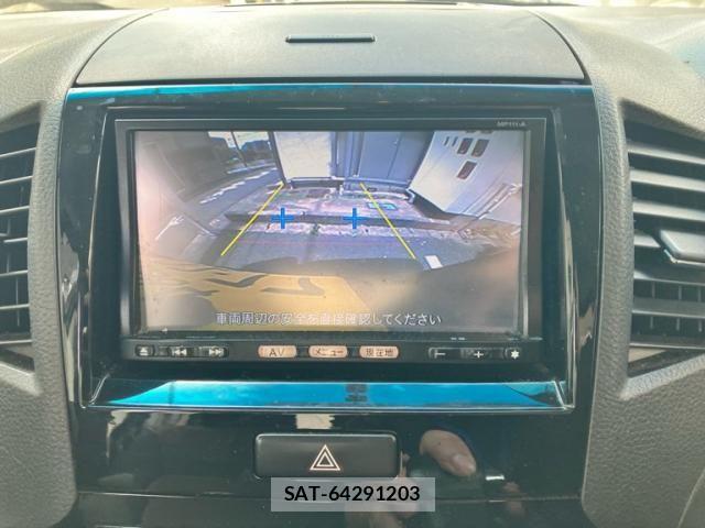 Nissan ROOX 2011-12 8368497-21