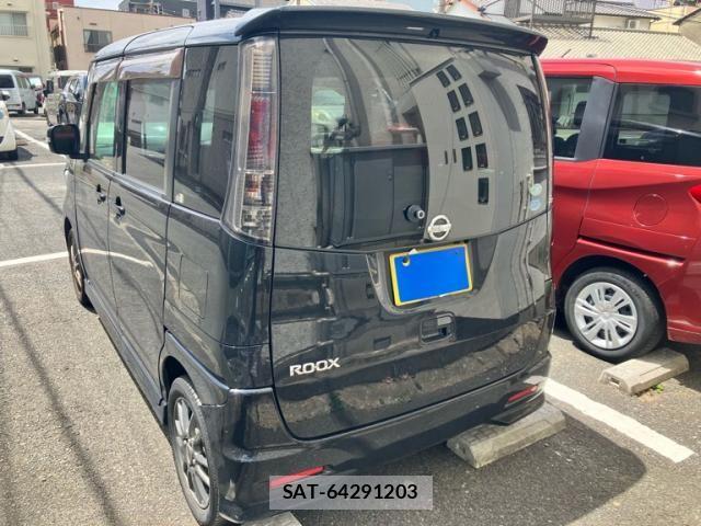 Nissan ROOX 2011-12 8368497-4