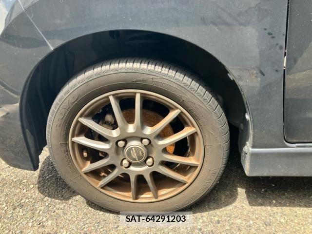 Nissan ROOX 2011-12 8368497-7