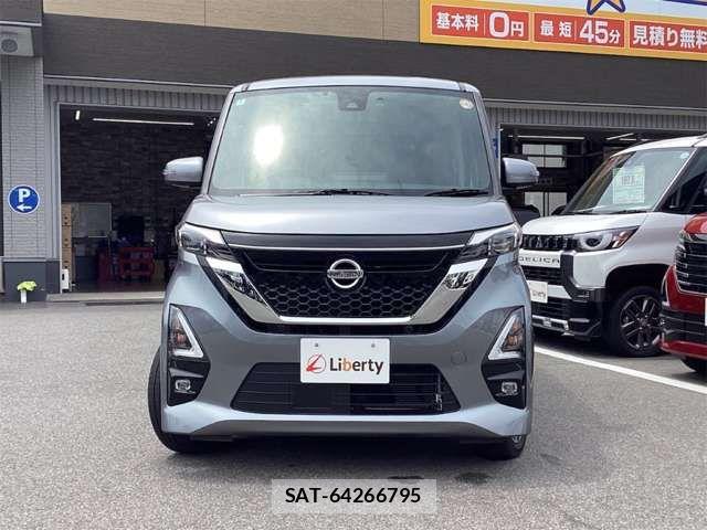 Nissan ROOX 2022-07 8368425-7