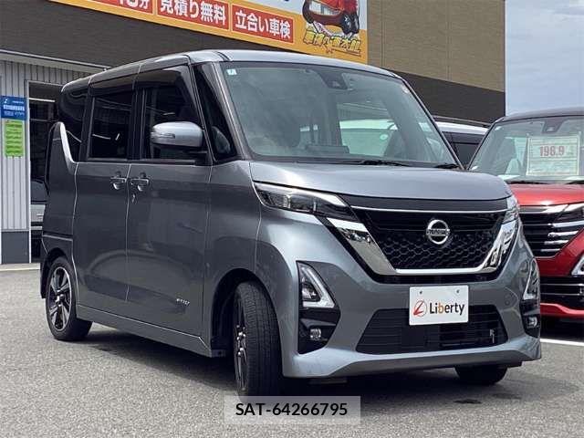Nissan ROOX 2022-07 8368425-8