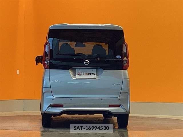 Nissan ROOX 2022-03 8368488-8