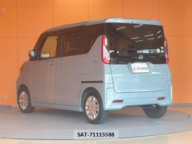Nissan ROOX 2021-03 8368473-11