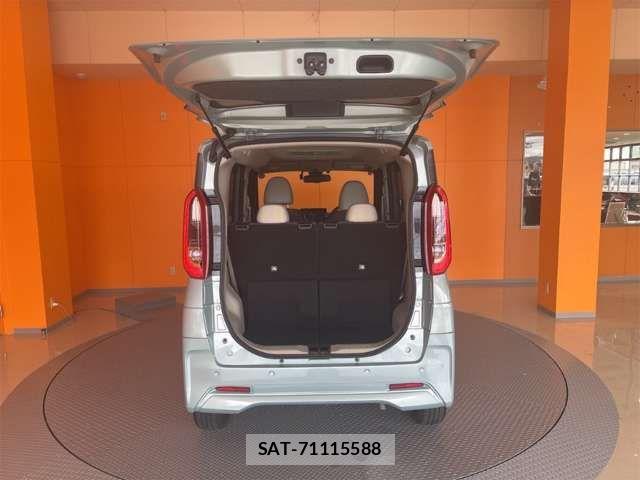 Nissan ROOX 2021-03 8368473-12