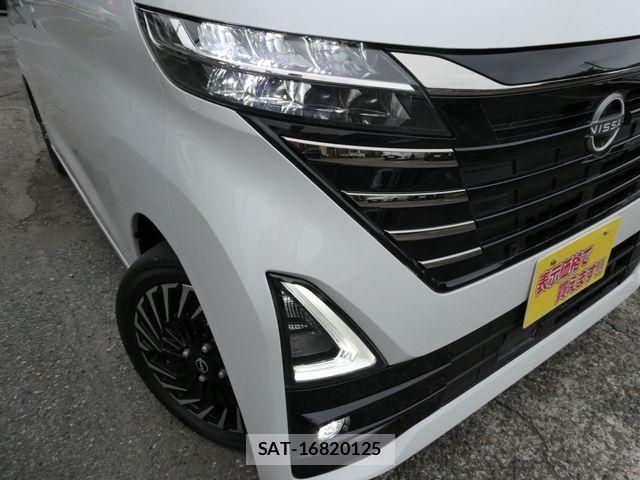 Nissan ROOX 2024-02 8368419-11