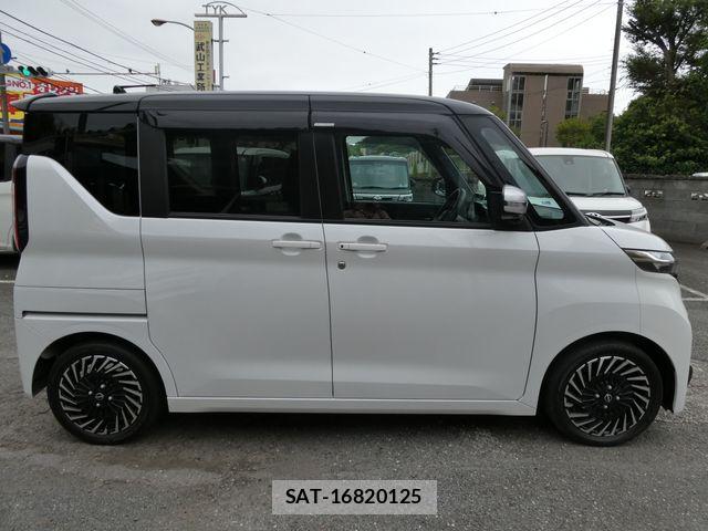 Nissan ROOX 2024-02 8368419-3