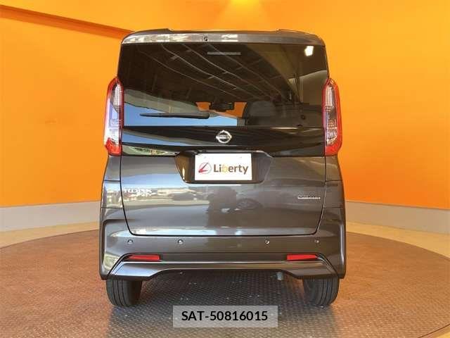 Nissan ROOX 2022-03 8368463-9