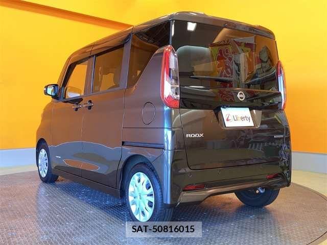 Nissan ROOX 2022-03 8368463-10