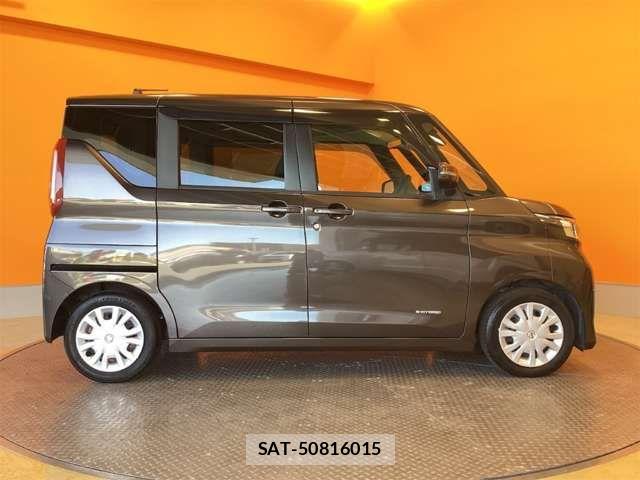 Nissan ROOX 2022-03 8368463-7