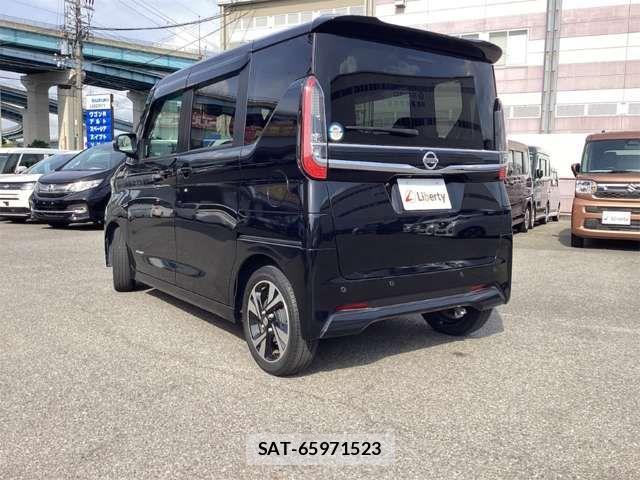 Nissan ROOX 2021-07 8364933-9