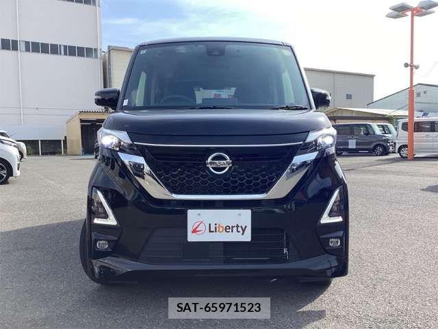 Nissan ROOX 2021-07 8364933-4