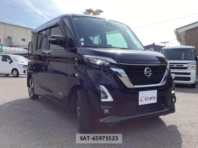 Nissan ROOX 2021-07 8364933-5