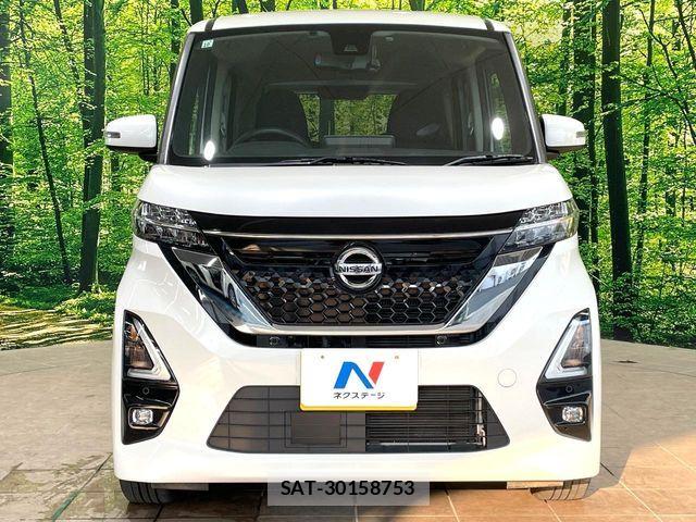 Nissan ROOX 2021-10 8368429-13
