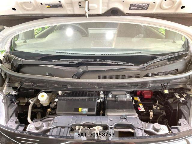 Nissan ROOX 2021-10 8368429-17