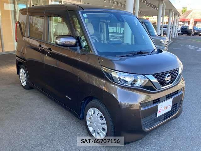 Nissan ROOX 2022-03 8368464-6