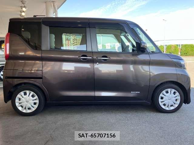 Nissan ROOX 2022-03 8368464-7