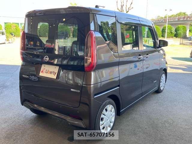 Nissan ROOX 2022-03 8368464-8