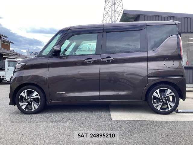 Nissan ROOX 2022-11 8368432-12
