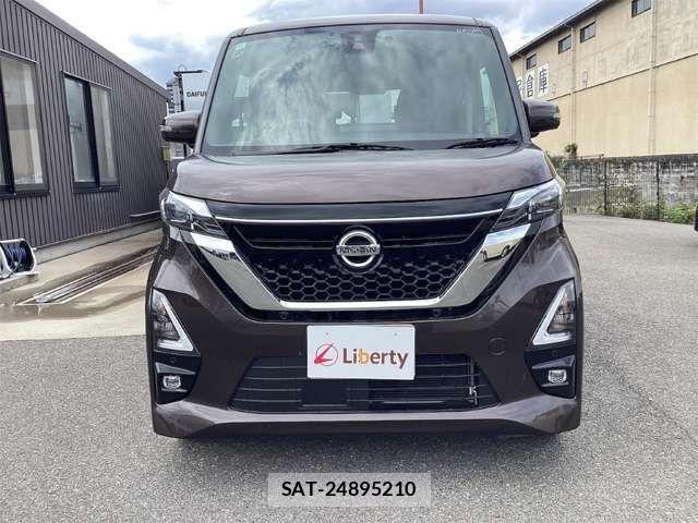 Nissan ROOX 2022-11 8368432-7