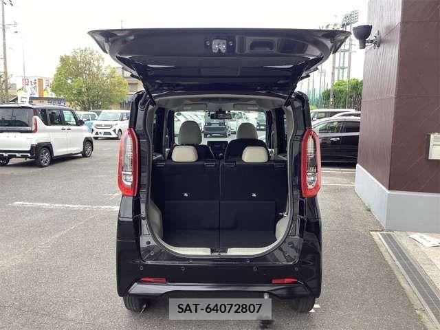Nissan ROOX 2022-11 8368467-12