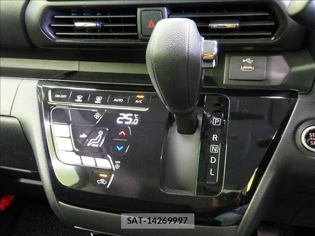 Nissan ROOX 2021-09 8368472-11