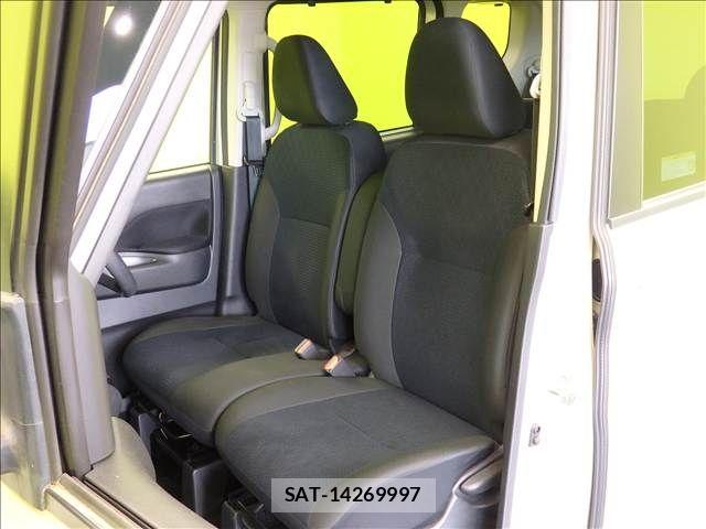 Nissan ROOX 2021-09 8368472-26