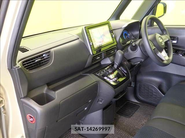 Nissan ROOX 2021-09 8368472-28