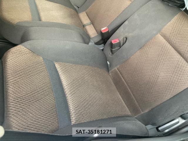 Nissan ROOX 2010-09 8368499-9