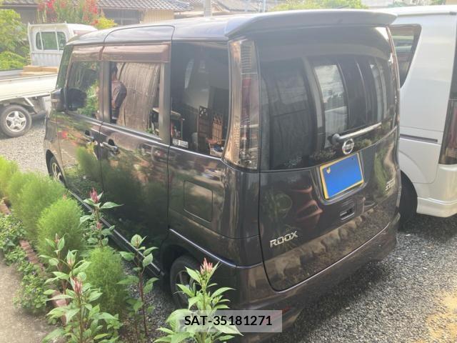 Nissan ROOX 2010-09 8368499-1