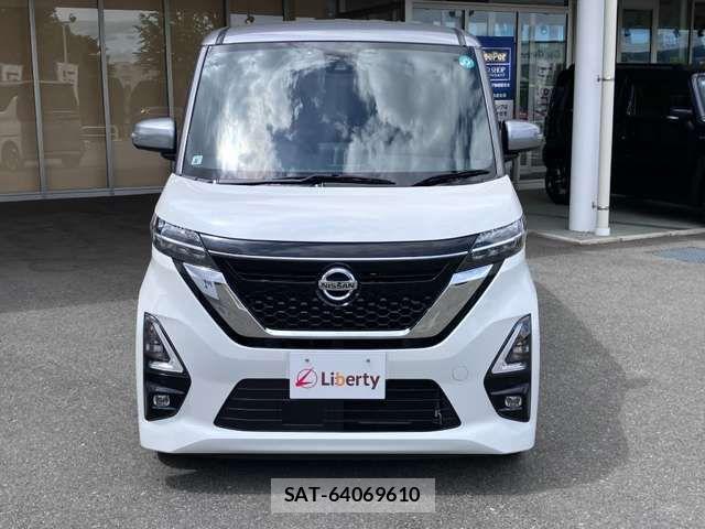 Nissan ROOX 2021-08 8368452-5