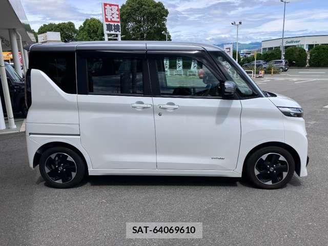 Nissan ROOX 2021-08 8368452-7
