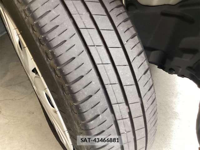 Nissan ROOX 2022-07 8368468-12