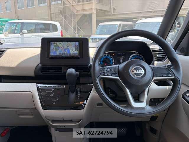 Nissan ROOX 2021-03 8368474-1