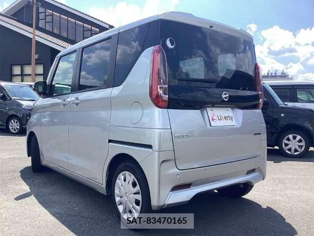 Nissan ROOX 2022-10 8368485-15