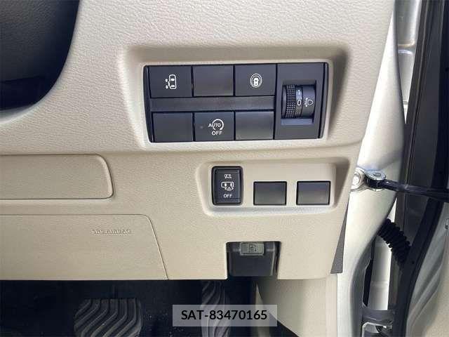 Nissan ROOX 2022-10 8368485-7