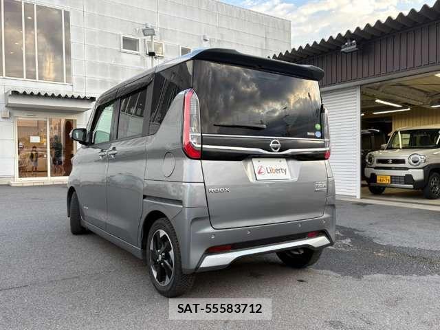 Nissan ROOX 2020-10 8368449-10