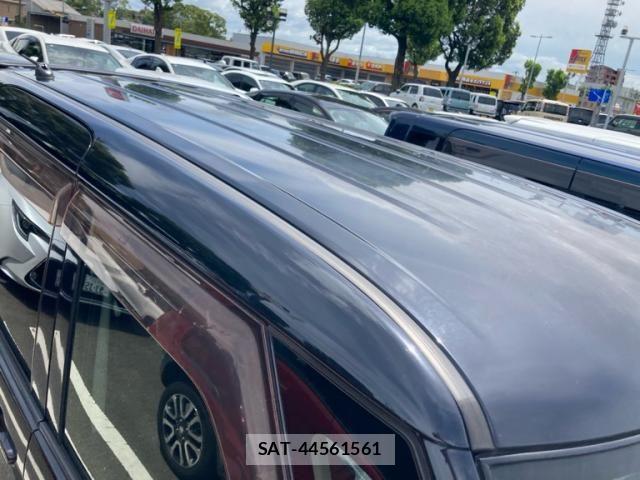 Nissan ROOX 2012-03 8368495-7
