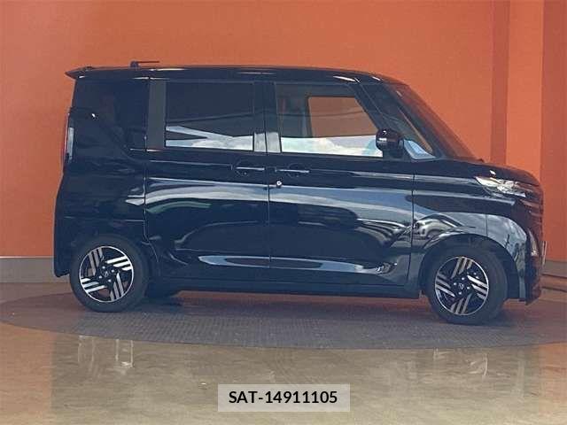 Nissan ROOX 2025-01 8368420-6