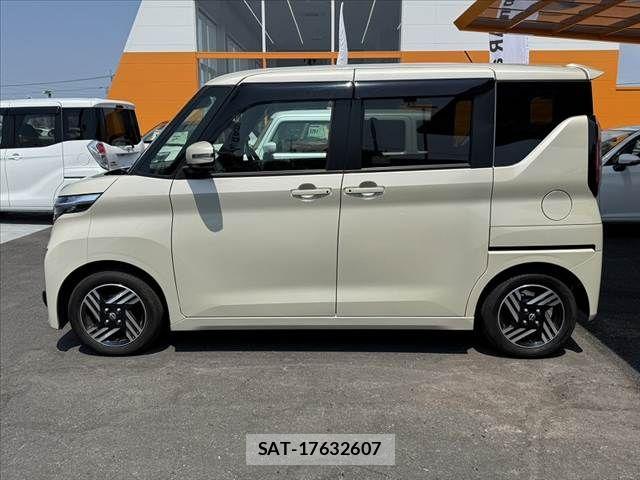 Nissan ROOX 2024-07 8368417-10