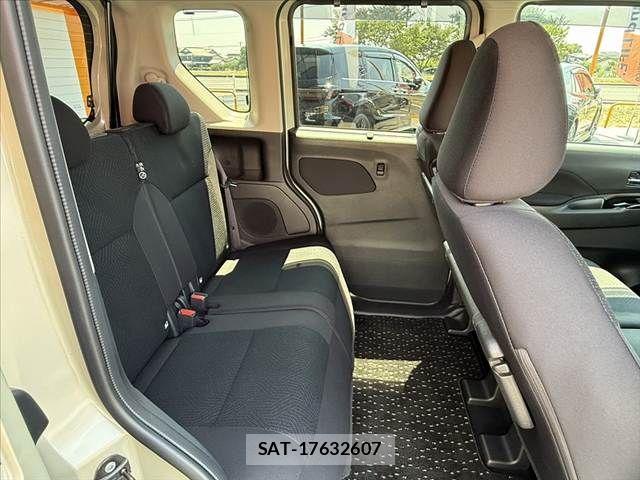 Nissan ROOX 2024-07 8368417-17