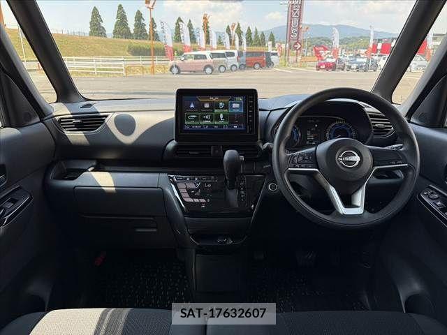 Nissan ROOX 2024-07 8368417-1