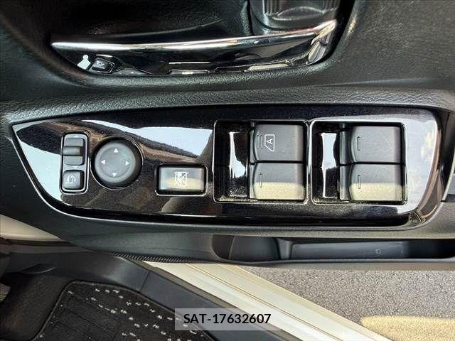Nissan ROOX 2024-07 8368417-29