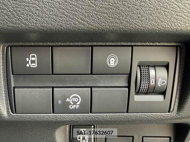 Nissan ROOX 2024-07 8368417-4